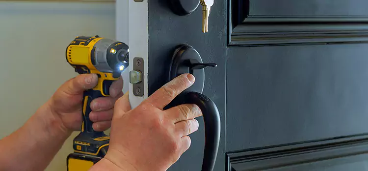 Locksmith Emergency Service Bellwood