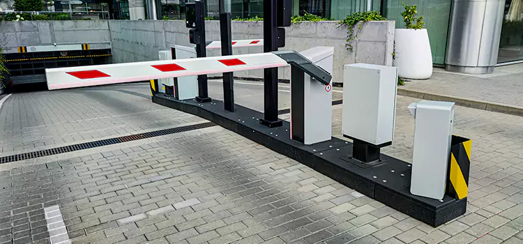 Custom Gate Design & Integration Bellwood